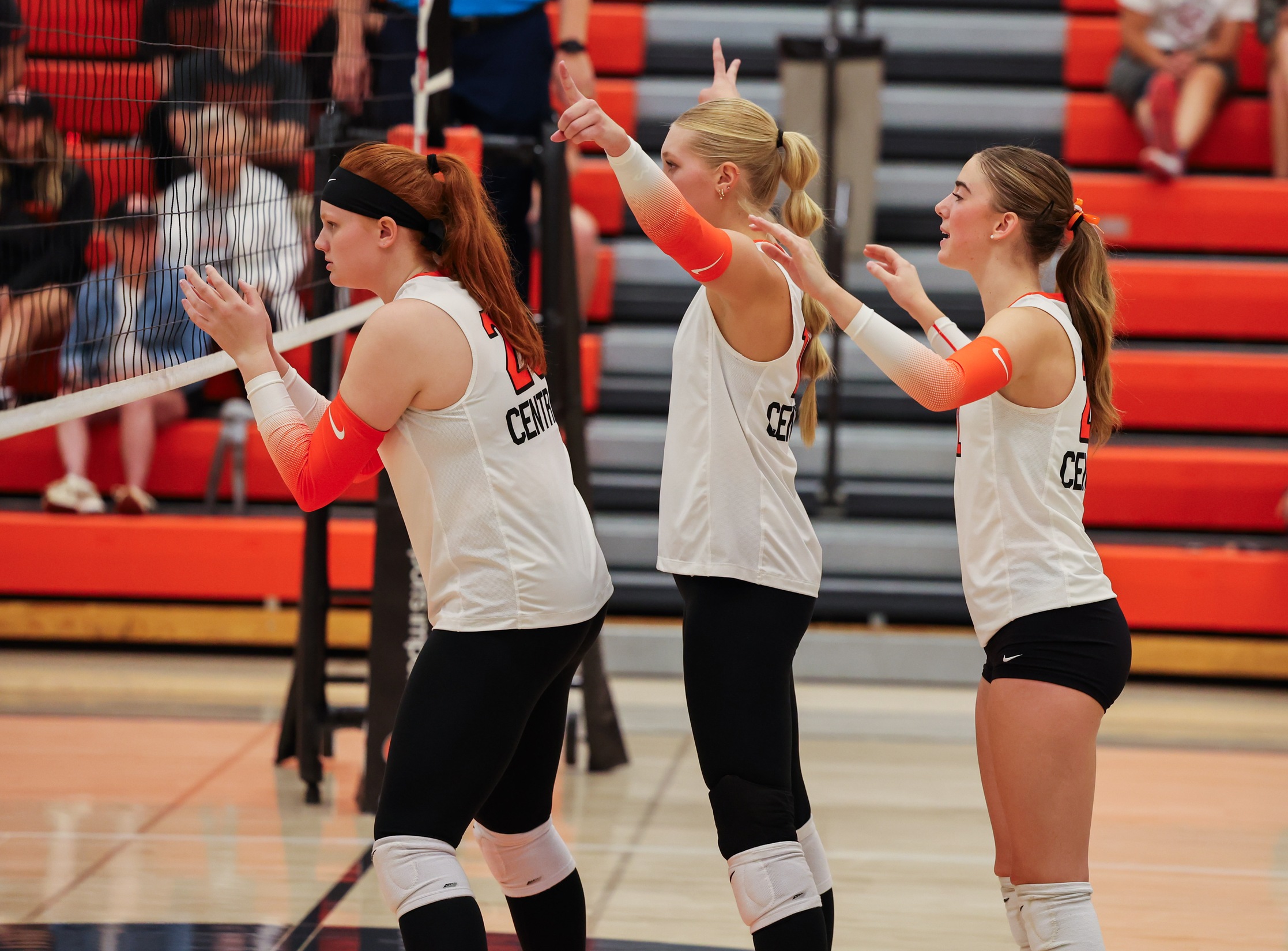 Volleyball Halts Three Game Skid With Massive Comeback